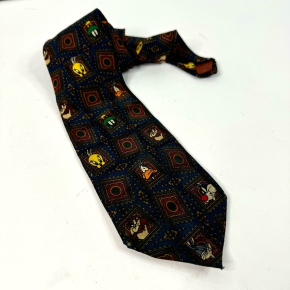 Looney Tunes Mania Silk Tie - Picture 2 of 8